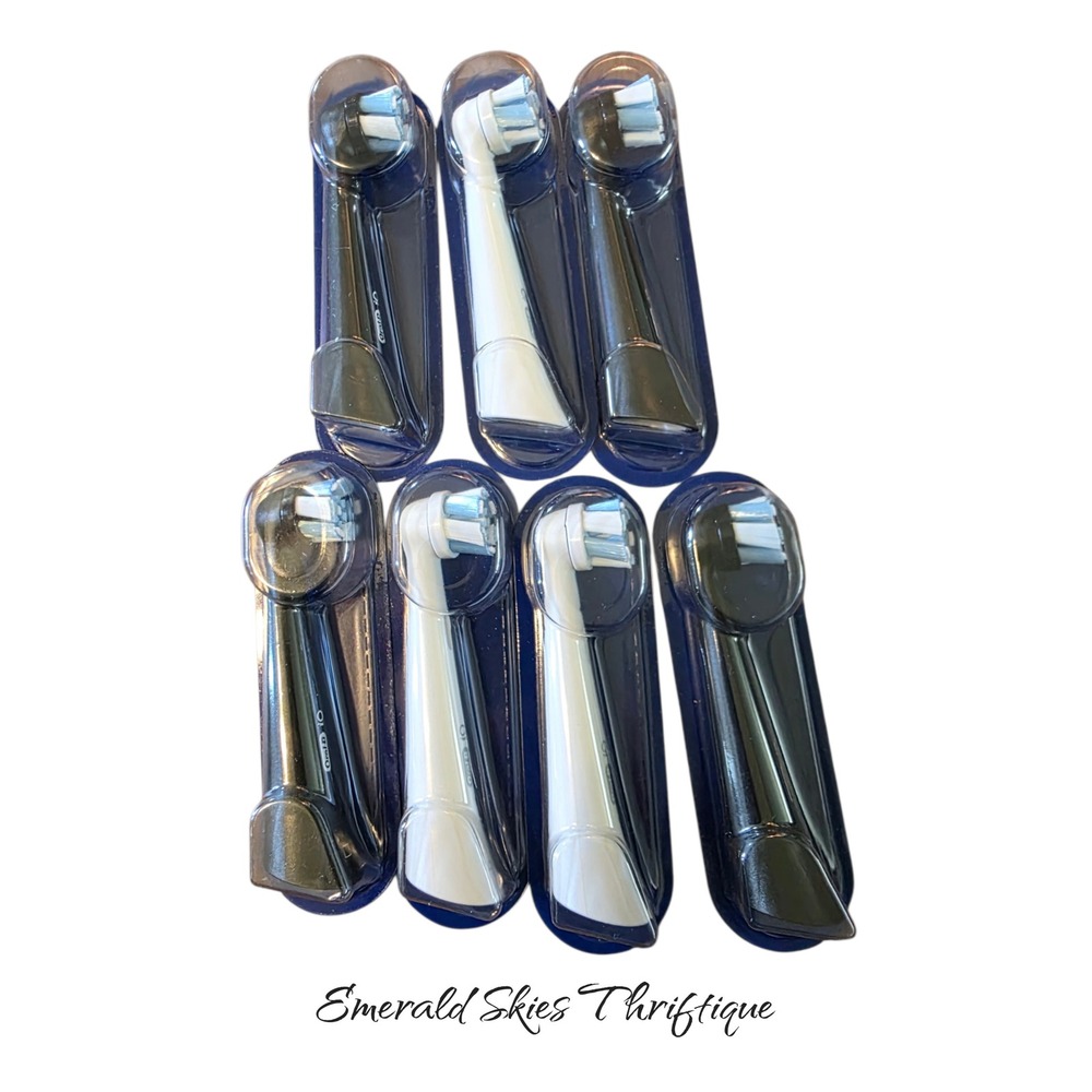 Oral b IO replacement head lot of 7  free shipping